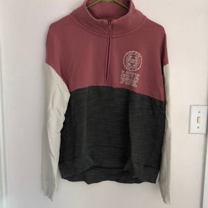 🛍 5/$30!!! 🛍 VS Pullover Sweater